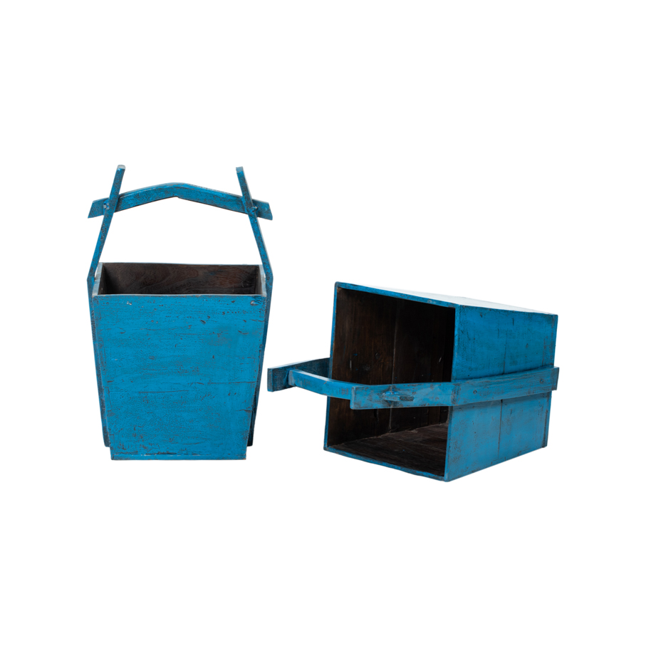 Cubo azul con asa