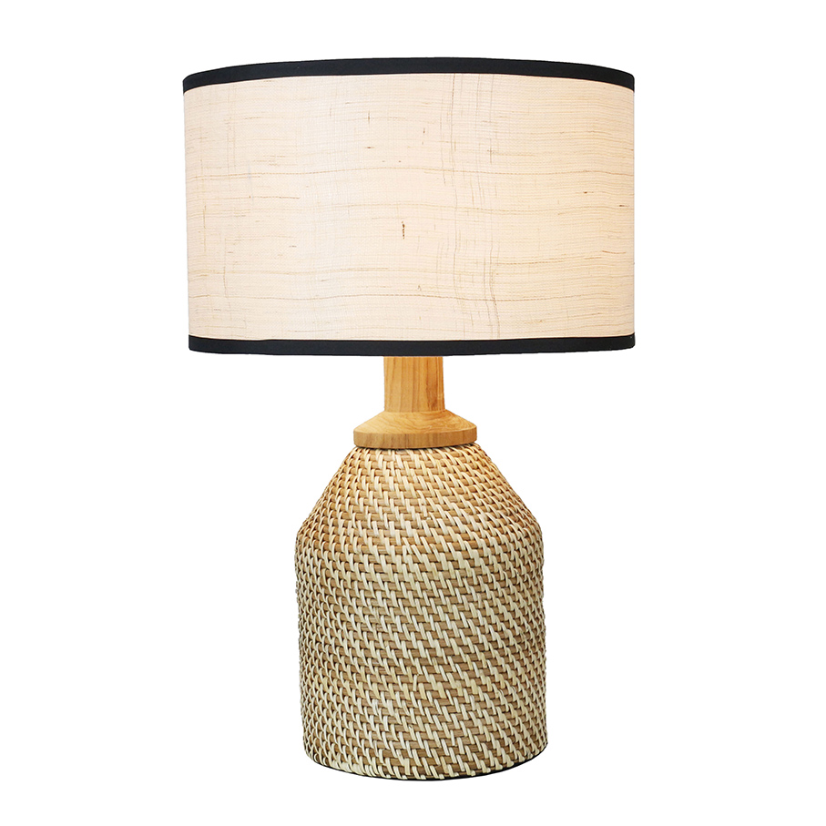 Lámpara de mesa con pantalla